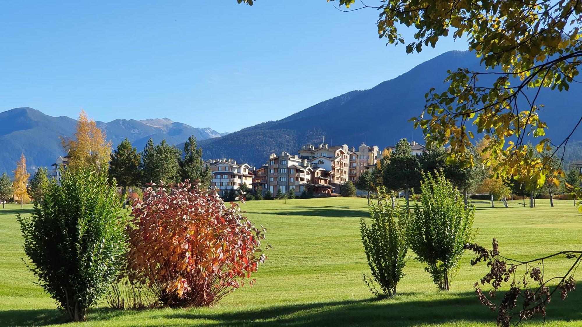 Green Peaks Suite In Pirin Golf & County Club Razlog Exterior photo