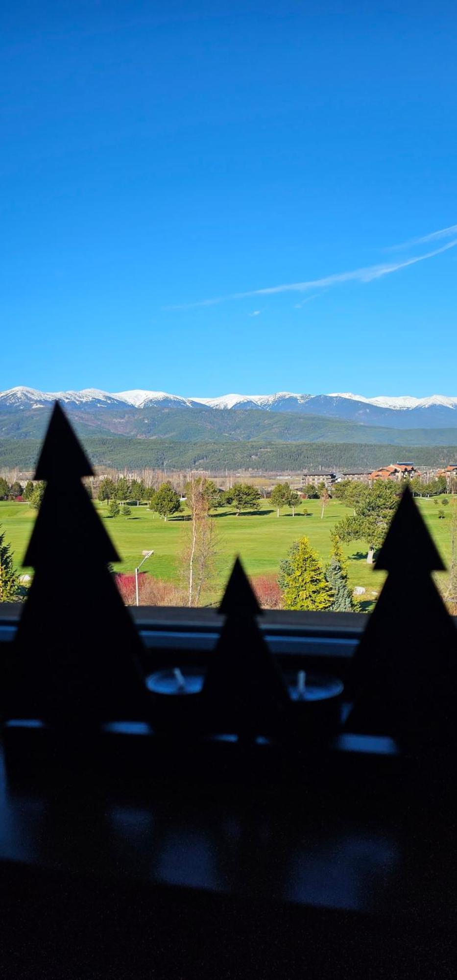 Green Peaks Suite In Pirin Golf & County Club Razlog Room photo