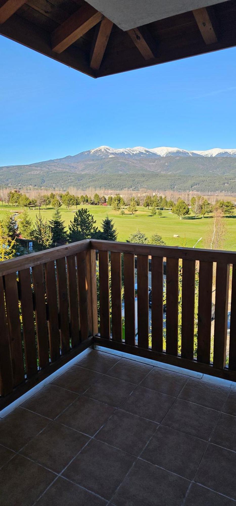 Green Peaks Suite In Pirin Golf & County Club Razlog Room photo